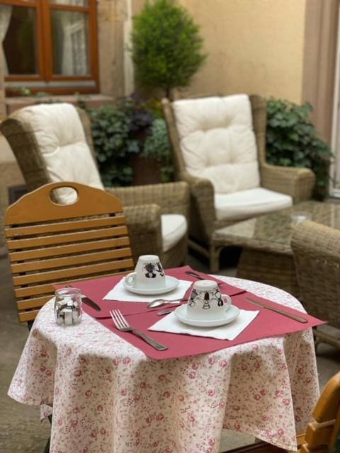 Hotel Saint-Martin Кольмар Экстерьер фото